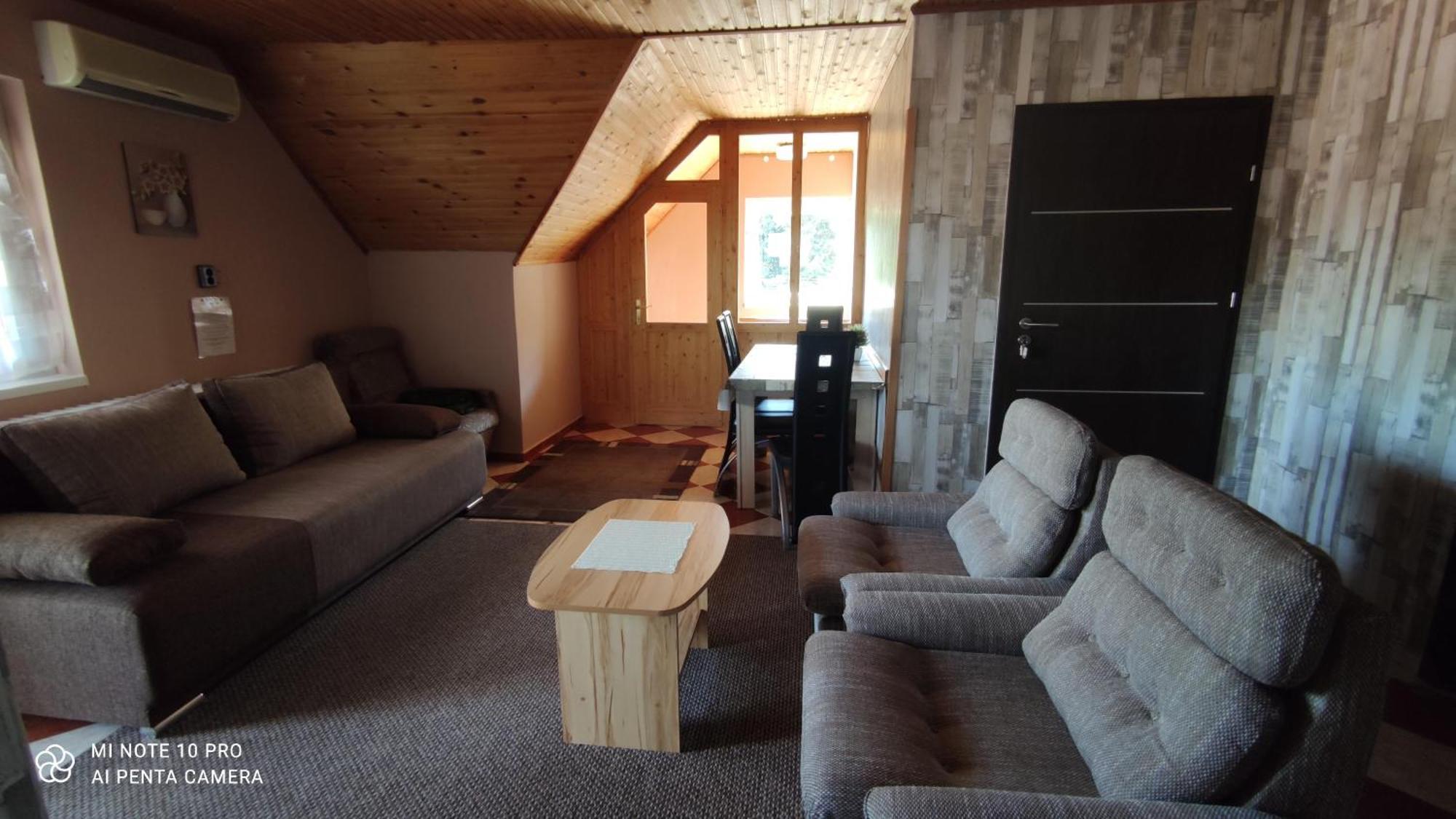 Apartman Aniko Vendeghaz Harkány Buitenkant foto